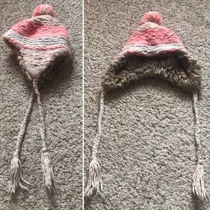 AEO | pink fur pom pom beanie
